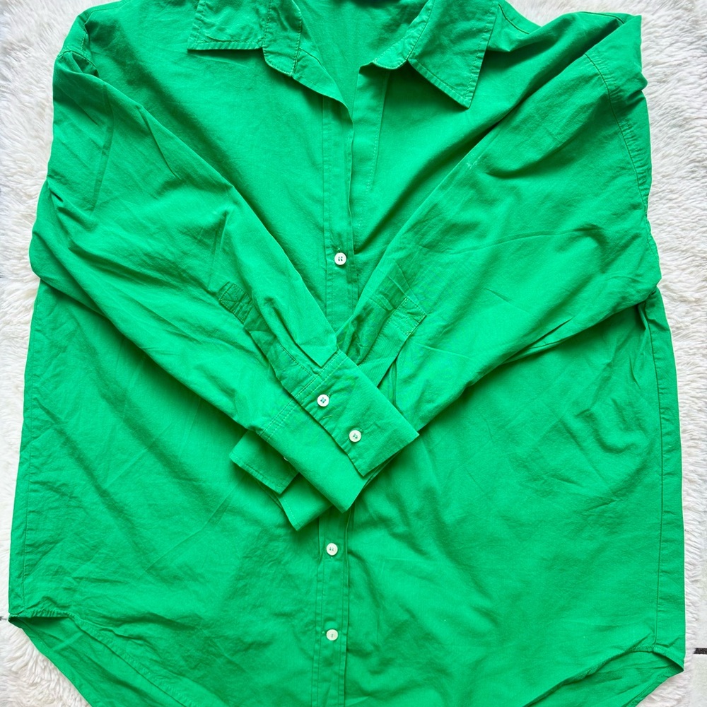 NWOT Zara Green Casual Button Down Shirt with Classic Collar